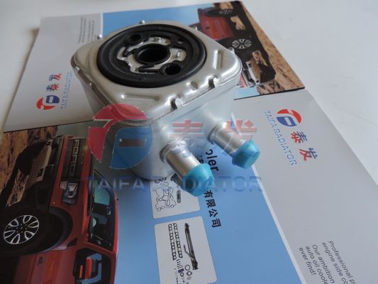 Reemplazo del enfriador del aceite del motor del automóvil TF-1055 12 meses de garantía 028 117 021 E