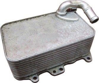Reemplazo del enfriador de aceite VW de alto rendimiento 059117021R para VW Touareg 3L