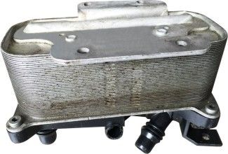 Compartimientos de repuesto de automóviles Refrigerador de aceite de motor 17217638582 Para BMW 528I OEM N20