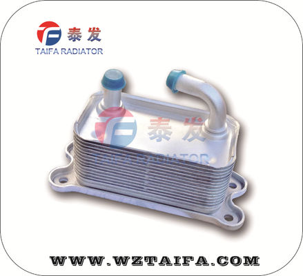 31201911 COOLER DE ÓLEO Ford Focus RS Mk2 2009/ V50 S40 II 2 C70 C30 2006 OE:30751937/31201911 El modelo más reciente es el Ford Focus RS Mk2 2009/ V50 S40 II 2 C70 C30